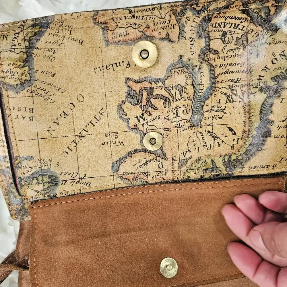 Patricia Nash Vintage European Map crossbody bag - Picture 8 of 13